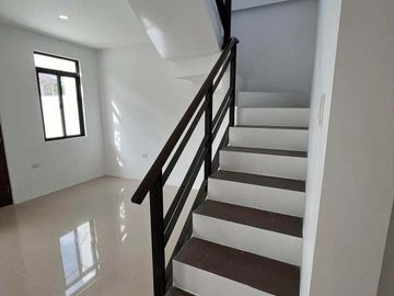 FOR SALE: BRAND NEW DUPLEX 2-STOREY HOUSE IN TAYTAY, RIZAL
