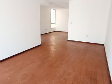 OPORTUNIDAD! CASA 2 PISOS+TERRAZA 4 DORMITORIOS VILLA 1, CARABAYLLO
