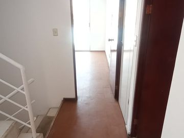 OPORTUNIDAD! CASA 2 PISOS+TERRAZA 4 DORMITORIOS VILLA 1, CARABAYLLO