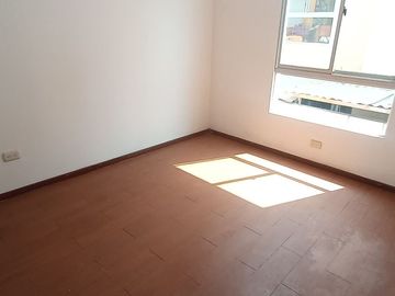 OPORTUNIDAD! CASA 2 PISOS+TERRAZA 4 DORMITORIOS VILLA 1, CARABAYLLO