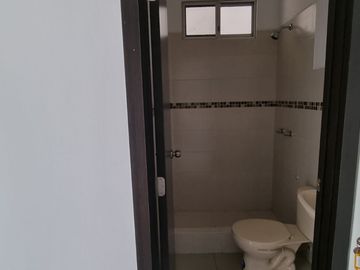 Vendo Moderno Departamento de 93 m² La Romareda Norte de Guayaquil Estrene
