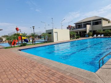 Vendo Moderno Departamento de 93 m² La Romareda Norte de Guayaquil Estrene