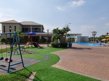 Vendo Moderno Departamento de 93 m² La Romareda Norte de Guayaquil Estrene