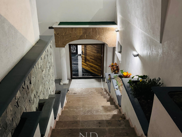 CASA EN VENTA EN BUGAMBILIAS ZAPOPAN