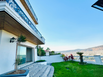 CASA EN VENTA EN BUGAMBILIAS ZAPOPAN