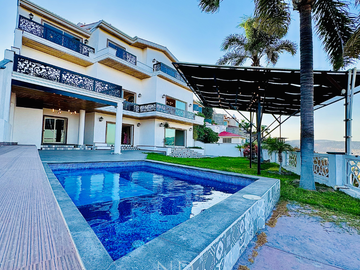 CASA EN VENTA EN BUGAMBILIAS ZAPOPAN