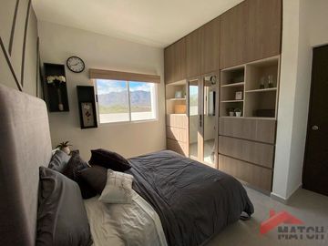 Casa Equipada en Venta en Fracc. Santorini