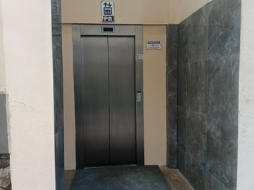 Departamento Duplex Urbanización El Condado Quito