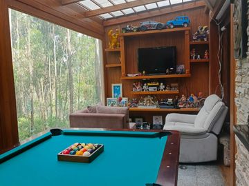 Departamento Duplex Urbanización El Condado Quito