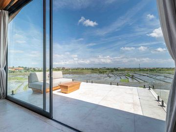 BEST PADDY VIEWS VILLA in CANGGU - BABAKAN