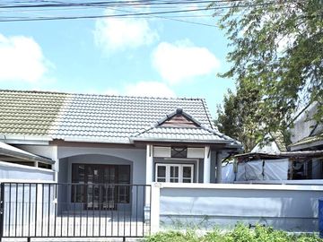 Great Location!!, Easy to Rent!Next to Rai Wanasin Market and Sawangboriboon School!! Twin House for Sale – #Siam Country Club Road, Pattaya