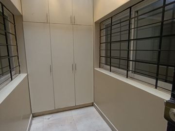 ALQUILER 1 PISO DE 160 M2 ZARATE S/ 2,500 EXCELENTE UBICACIÓN..!!