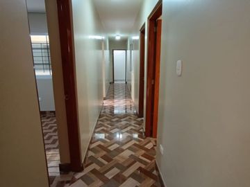 ALQUILER 1 PISO DE 160 M2 ZARATE S/ 2,500 EXCELENTE UBICACIÓN..!!