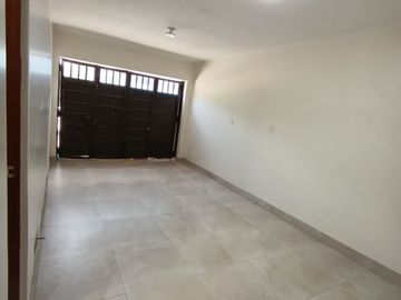 ALQUILER 1 PISO DE 160 M2 ZARATE S/ 2,500 EXCELENTE UBICACIÓN..!!