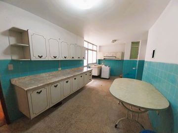 OPORTUNIDAD VENDO CASA EN PUEBLO LIBRE DE TRES PISOS CON MINI DEPARTAMENTO E