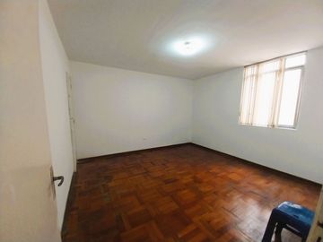 OPORTUNIDAD VENDO CASA EN PUEBLO LIBRE DE TRES PISOS CON MINI DEPARTAMENTO E