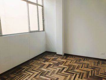 OPORTUNIDAD VENDO CASA EN PUEBLO LIBRE DE TRES PISOS CON MINI DEPARTAMENTO E