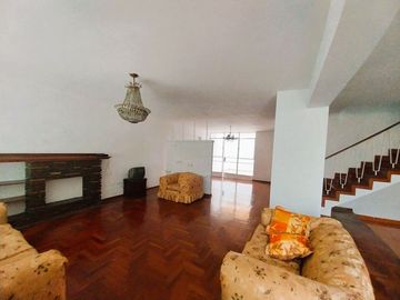 OPORTUNIDAD VENDO CASA EN PUEBLO LIBRE DE TRES PISOS CON MINI DEPARTAMENTO E