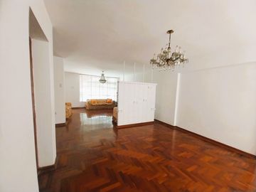 OPORTUNIDAD VENDO CASA EN PUEBLO LIBRE DE TRES PISOS CON MINI DEPARTAMENTO E