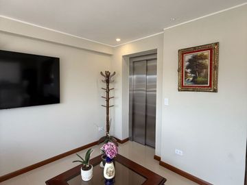 Departamento Duplex Exclusivo 3 Habitaciones Cerro Colorado - Estreno Con Acabados Premium