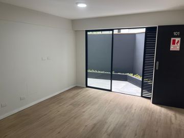 VENDO BONITOS DPTOS DE ESTRENO DE 2 Y 3 DORM EN MIRAFLORES CERCA AV, PARDO CON PISCINA Y AREA SOCIAL EXCLUSIVA