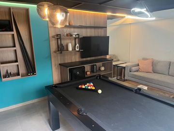 VENDO BONITOS DPTOS DE ESTRENO DE 2 Y 3 DORM EN MIRAFLORES CERCA AV, PARDO CON PISCINA Y AREA SOCIAL EXCLUSIVA