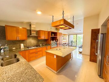 Casa en venta Bosques de las Lomas Miguel Hidalgo
