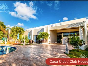 Residencia frente al lago, alberca privada, doble altura, en residencial con casa club y amenidades de lujo, Lagos del Sol, venta en Cancun