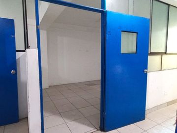 SE ALQUILA EDIFICIO DE 5 PISOS EN SAN JUAN DE MIRAFLORES *800 M2 *CERCA A LA MUNICIPALIDAD *SUNARP *BUENA UBICACIÓN