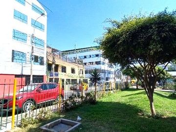 SE ALQUILA EDIFICIO DE 5 PISOS EN SAN JUAN DE MIRAFLORES *800 M2 *CERCA A LA MUNICIPALIDAD *SUNARP *BUENA UBICACIÓN