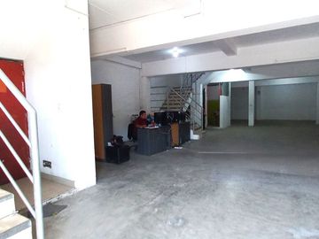 SE ALQUILA EDIFICIO DE 5 PISOS EN SAN JUAN DE MIRAFLORES *800 M2 *CERCA A LA MUNICIPALIDAD *SUNARP *BUENA UBICACIÓN