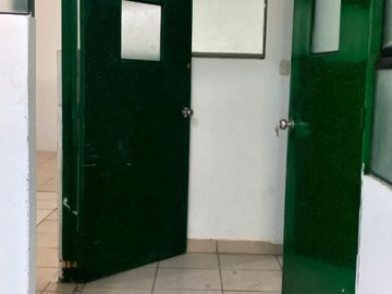 SE ALQUILA EDIFICIO DE 5 PISOS EN SAN JUAN DE MIRAFLORES *800 M2 *CERCA A LA MUNICIPALIDAD *SUNARP *BUENA UBICACIÓN