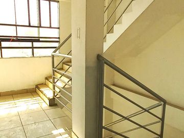 SE ALQUILA EDIFICIO DE 5 PISOS EN SAN JUAN DE MIRAFLORES *800 M2 *CERCA A LA MUNICIPALIDAD *SUNARP *BUENA UBICACIÓN