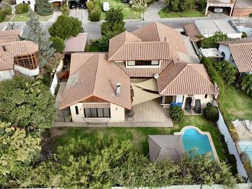 LOS ANDES - VENDE CASA 4D 3B PISCINA - COND. EL ENCANTO