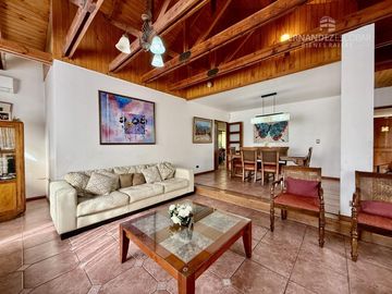 LOS ANDES - VENDE CASA 4D 3B PISCINA - COND. EL ENCANTO