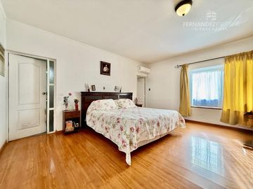 LOS ANDES - VENDE CASA 4D 3B PISCINA - COND. EL ENCANTO