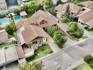 LOS ANDES - VENDE CASA 4D 3B PISCINA - COND. EL ENCANTO