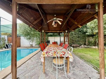 LOS ANDES - VENDE CASA 4D 3B PISCINA - COND. EL ENCANTO