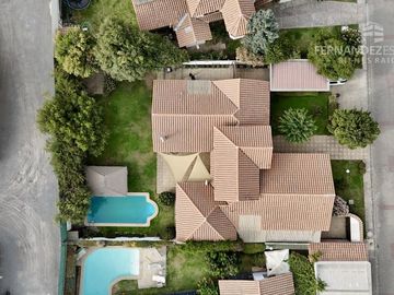 LOS ANDES - VENDE CASA 4D 3B PISCINA - COND. EL ENCANTO