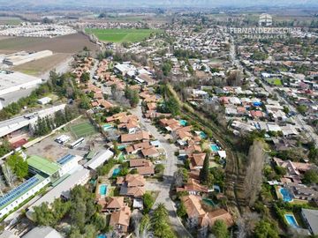 LOS ANDES - VENDE CASA 4D 3B PISCINA - COND. EL ENCANTO