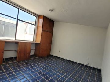 Atención Inversionista. Venta Propiedad Cerca de Zona de Hospitales H/3/40