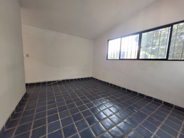 Atención Inversionista. Venta Propiedad Cerca de Zona de Hospitales H/3/40