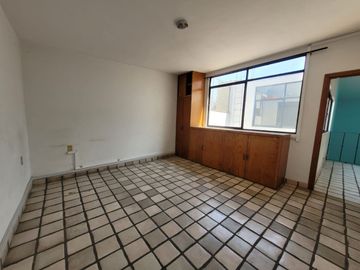 Atención Inversionista. Venta Propiedad Cerca de Zona de Hospitales H/3/40
