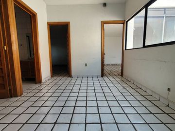 Atención Inversionista. Venta Propiedad Cerca de Zona de Hospitales H/3/40