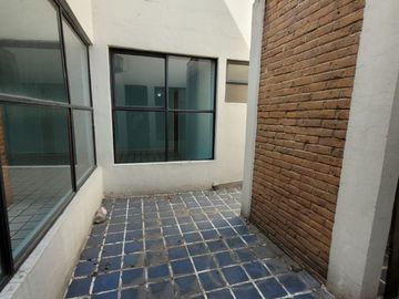 Atención Inversionista. Venta Propiedad Cerca de Zona de Hospitales H/3/40