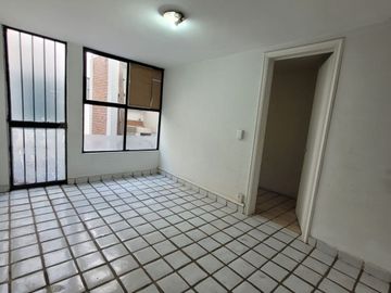Atención Inversionista. Venta Propiedad Cerca de Zona de Hospitales H/3/40