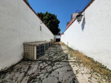 Atención Inversionista. Venta Propiedad Cerca de Zona de Hospitales H/3/40