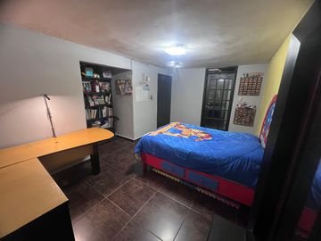 BONITA CASA EN VENTA CON UN ESPACIO INDEPENDIENTE