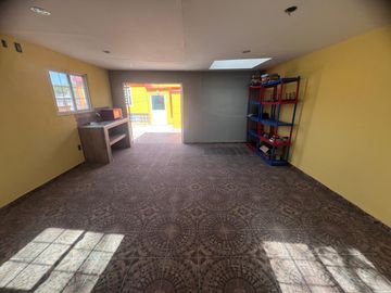 BONITA CASA EN VENTA CON UN ESPACIO INDEPENDIENTE