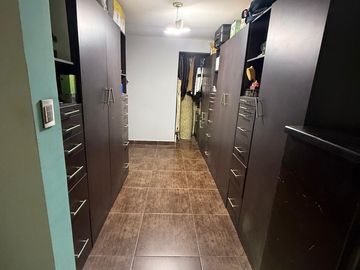 BONITA CASA EN VENTA CON UN ESPACIO INDEPENDIENTE